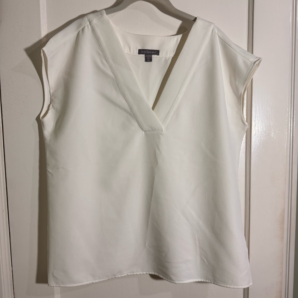 Peace & Pearls White V-Neck Cap Sleeve Blouse